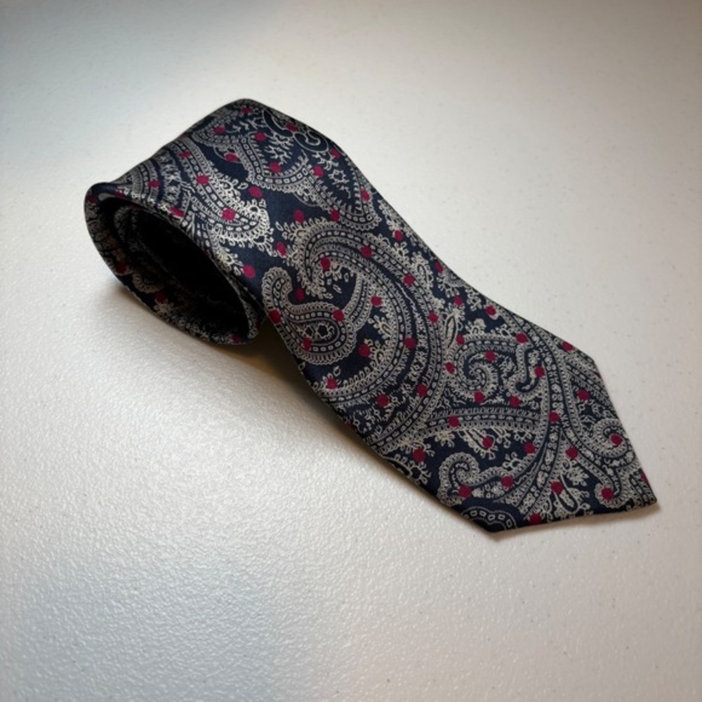 Gianfranco Ferre Mens Silk Tie Navy Blue Red Paisley Polka Dot Made in Italy